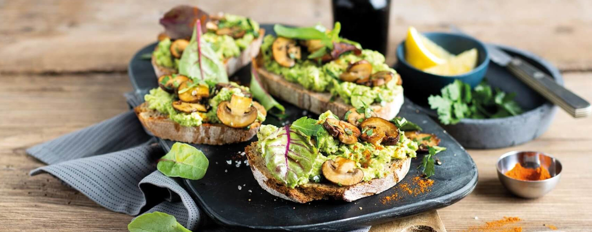 Avocadobrot mit Knoblauch-Champignons für 4 Personen von lidl-kochen.de