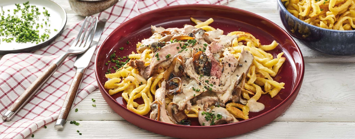 Rindergeschnetzeltes mit Champignon-Rahm-Sauce und Spätzle für 4 Personen von lidl-kochen.de