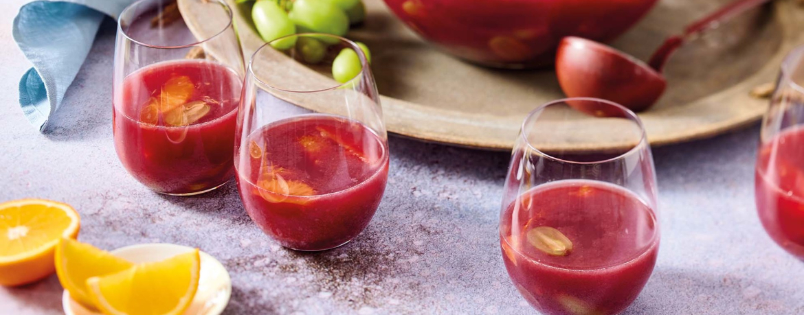 Rotweinbowle mit Trauben und Orangen für 10 Personen von lidl-kochen.de