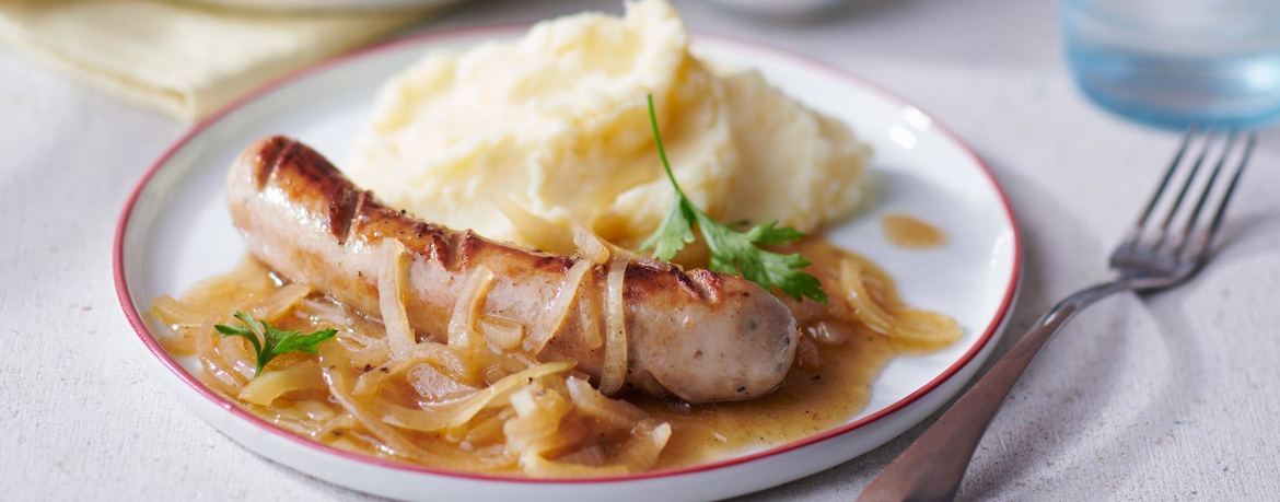 Bratwurst mit Zwiebelsauce und Kartoffelpüree für 4 Personen von lidl-kochen.de