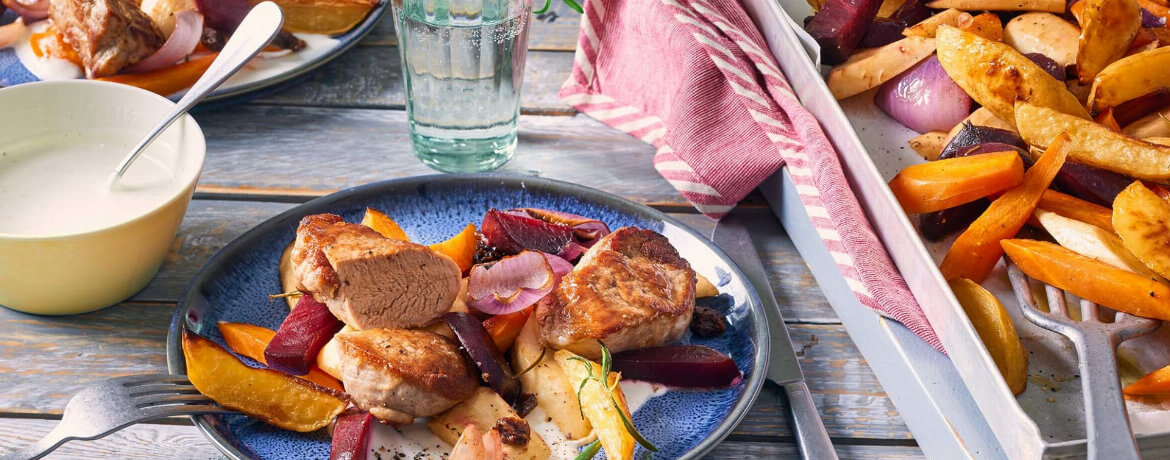 Schweinefilet an Balsamico-glasiertem Wurzelgemüse mit Kartoffeln für 4 Personen von lidl-kochen.de
