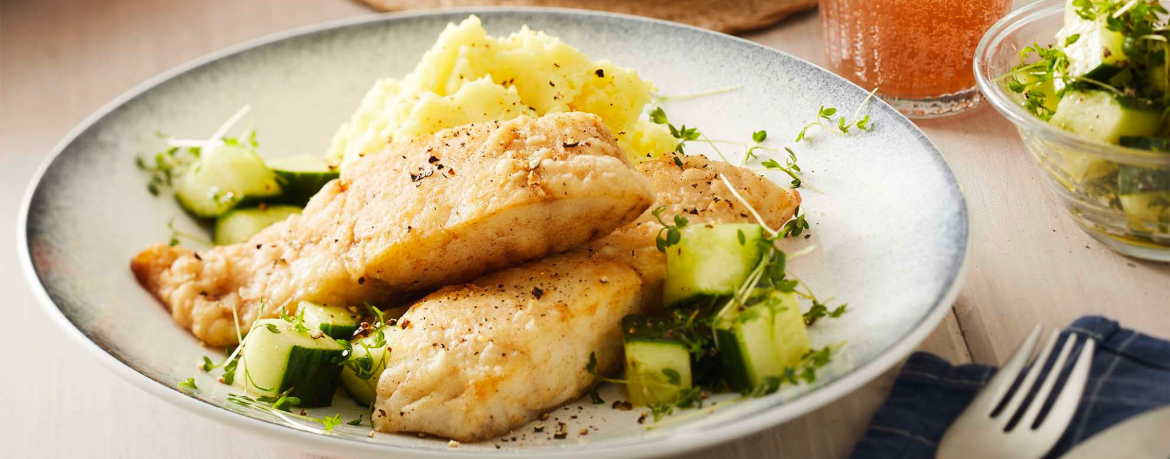 Seelachs mit Kartoffel-Meerrettich-Püree und Kresse-Salat für 4 Personen von lidl-kochen.de