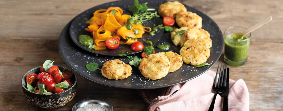 Kartoffel-Plätzchen mit Tofu an Karotten und Pesto von Petersilie und Walnuss für 4 Personen von lidl-kochen.de