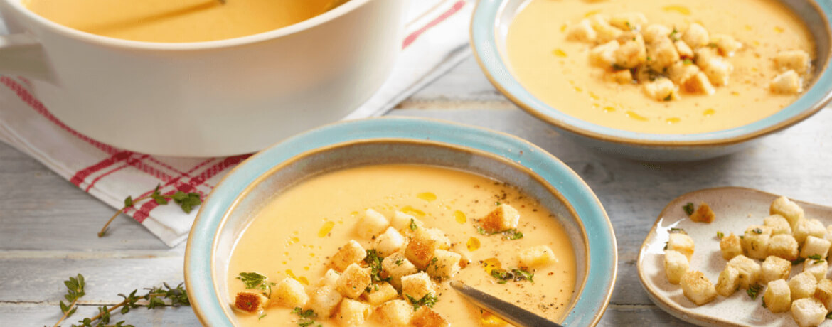 Karotten-Kartoffel-Suppe mit Kräuter-Croûtons für 4 Personen von lidl-kochen.de