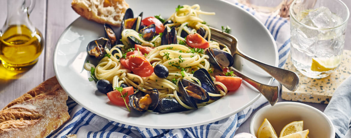 Miesmuscheln mit Tomaten-Nudeln - Rezept | LIDL Kochen