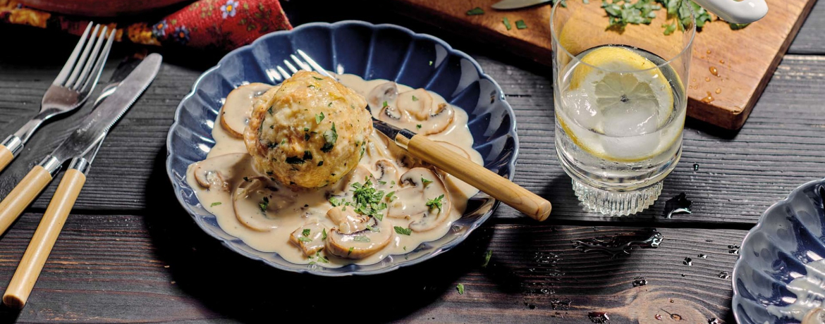 Semmelknödel mit Rahmpilzen für 4 Personen von lidl-kochen.de