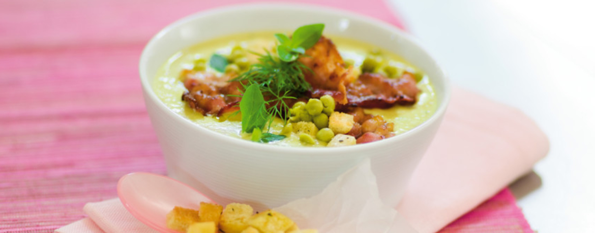 Erbsensuppe mit gebratenem Speck &amp; Croûtons - Rezept | LIDL Kochen