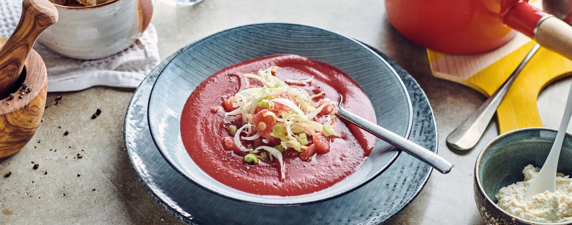 Rote-Bete-Meerrettich-Suppe mit Grapefruit - Rezept | LIDL Kochen