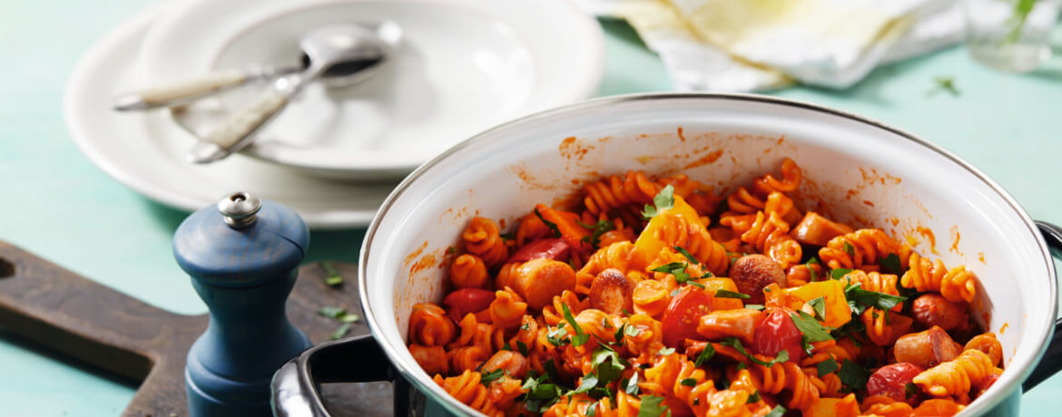 One-Pot-Pasta mit Wurstgulasch - Rezept | LIDL Kochen