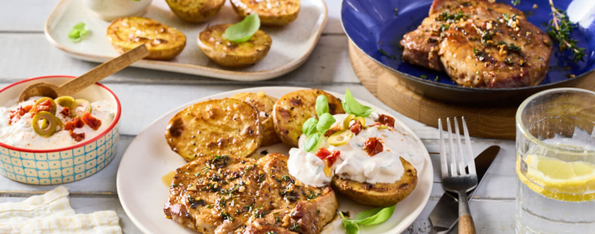 Gegrillter Schweinenacken mit Kartoffeln und Quark für 4 Personen von lidl-kochen.de