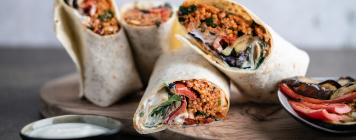 Orientalische Wraps mit Bulgursalat und Grillgemüse für 4 Personen von lidl-kochen.de