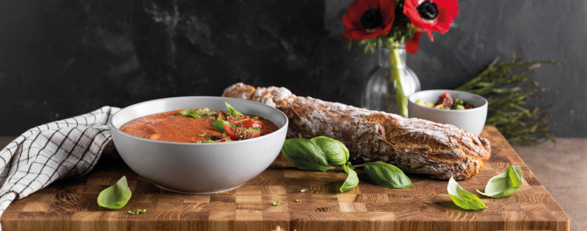 Gazpacho mit Baguette für 4 Personen von lidl-kochen.de