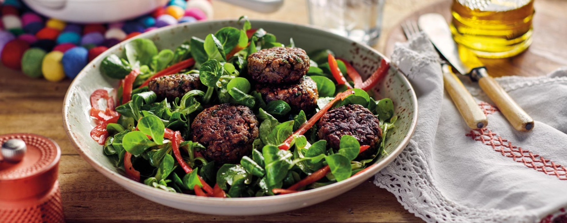 Vegetarische Frikadellen mit Pilzen und Feldsalat für 4 Personen von lidl-kochen.de