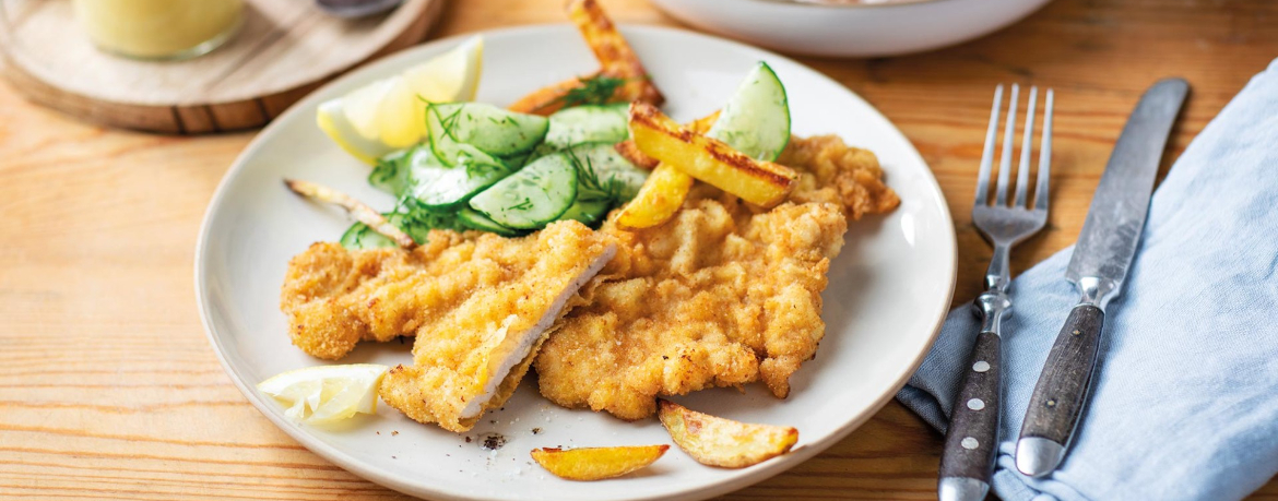 Schnitzel mit Pommes und Salat für 4 Personen von lidl-kochen.de