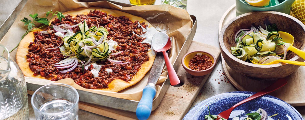 Veganer Lahmacun mit Zucchini-Salat für 4 Personen von lidl-kochen.de