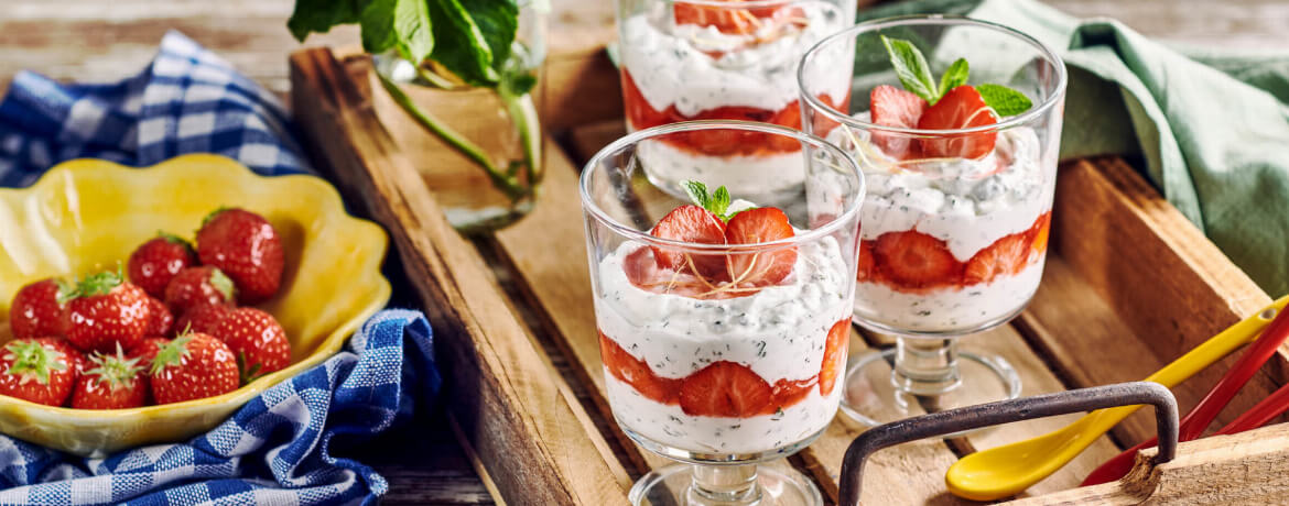 Erdbeeren mit Minz-Quarkcreme für 4 Personen von lidl-kochen.de