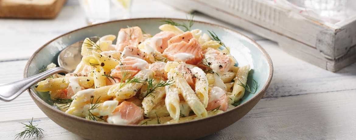 Schnelle Lachs-Pasta mit Sahnesoße und Dill für 4 Personen von lidl-kochen.de