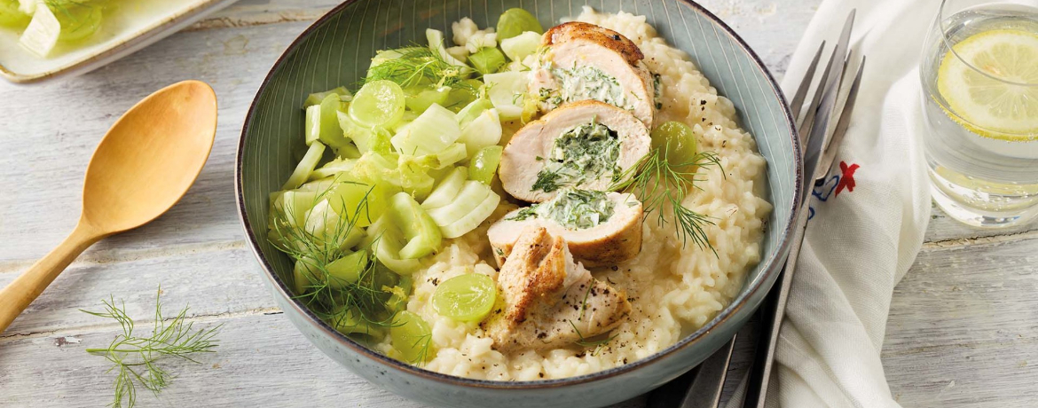 Gefüllte Hähnchenbrustfilets mit Risotto und Fenchel-Trauben-Salat für 4 Personen von lidl-kochen.de