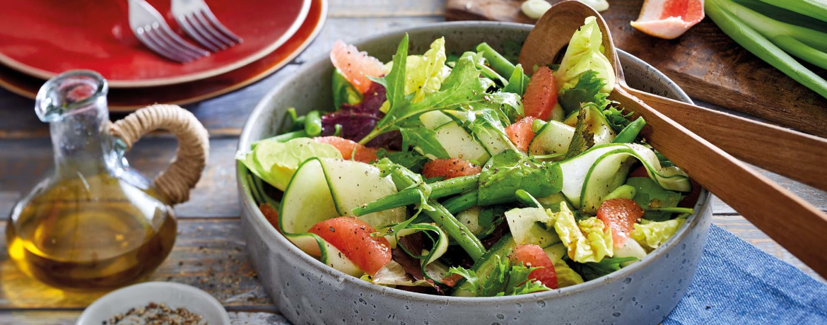 Salat mit Grapefruit und Asiadressing für 4 Personen von lidl-kochen.de