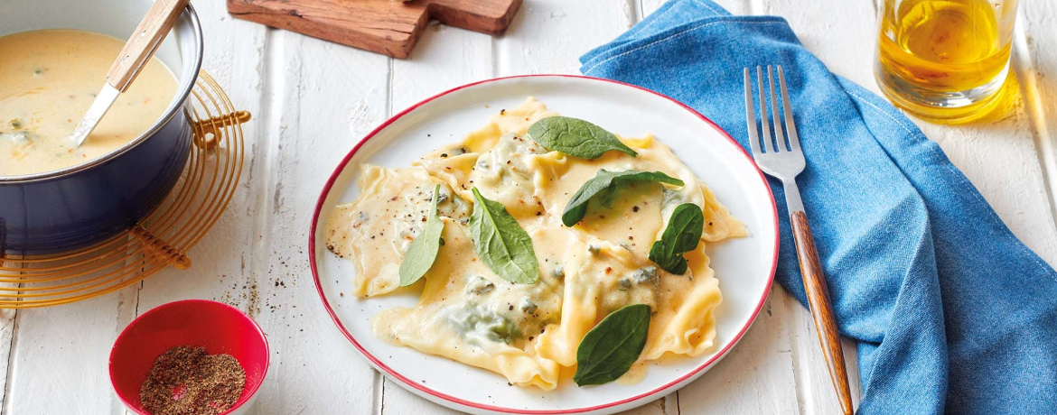 Spinat-Ravioli mit Käsesauce für 4 Personen von lidl-kochen.de