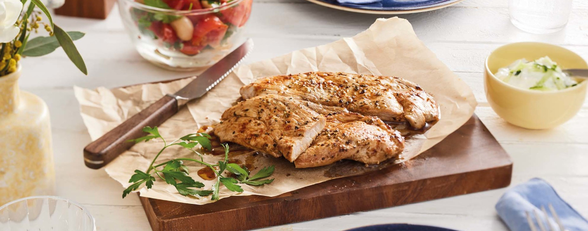 Griechisches Schnitzel mit Bohnensalat und Gurkensalsa für 4 Personen von lidl-kochen.de