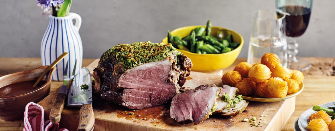 Lammkeule mit Kräuterkruste und Spargel - Rezept | LIDL Kochen