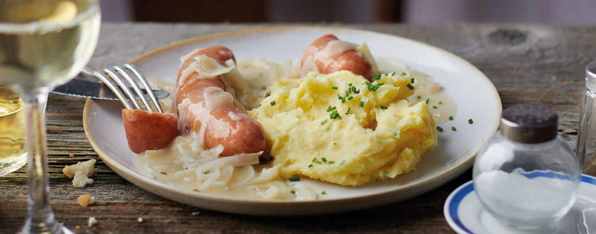 Diots mit Zwiebelsauce und Kartoffelpüree für 4 Personen von lidl-kochen.de