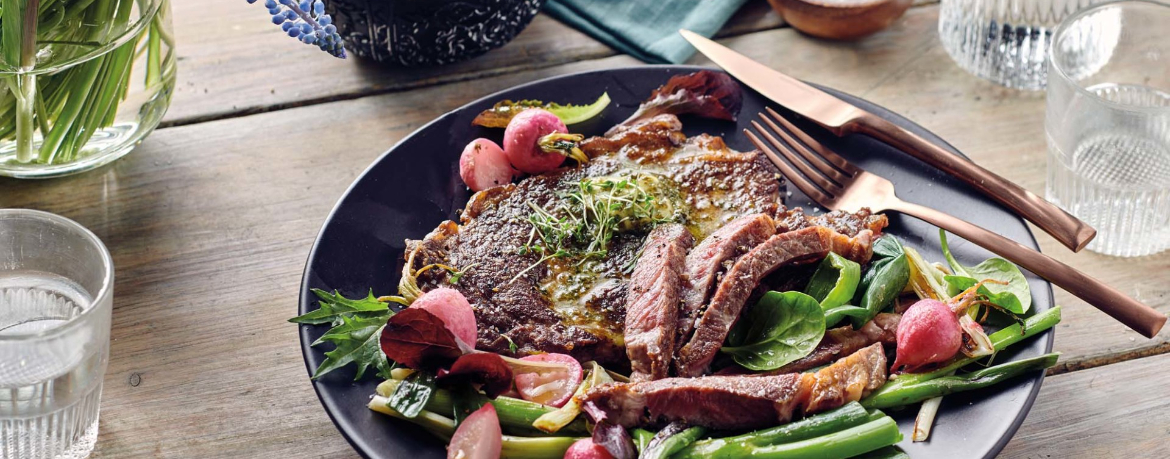 Entrecôte mit Radieschen und Frühlingszwiebeln für 4 Personen von lidl-kochen.de