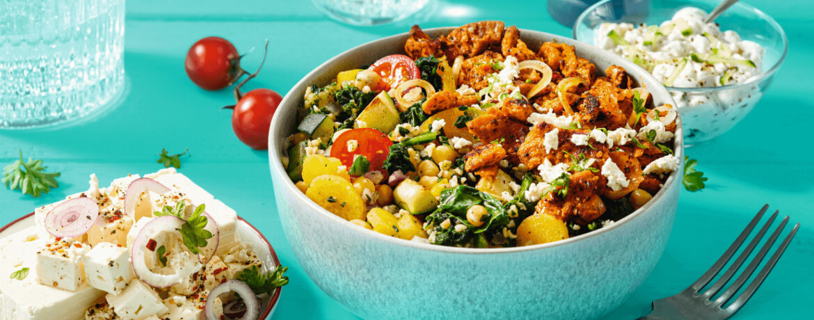 Vegane Gyros-Bowl mit Zucchini-Bulgur für 4 Personen von lidl-kochen.de