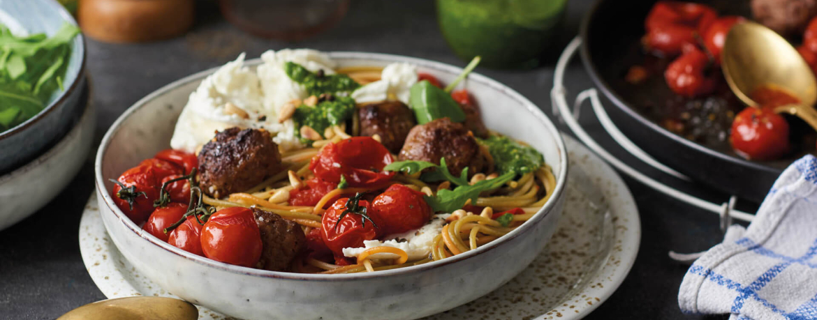 Spaghetti mit Hackbällchen und Mozarella für 4 Personen von lidl-kochen.de