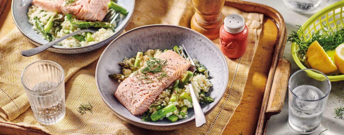 Spargel-Risotto mit gedämpftem Lachs für 4 Personen von lidl-kochen.de