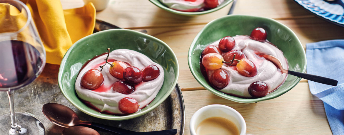 Vegane Rotwein-Creme mit glasierten Trauben für 4 Personen von lidl-kochen.de