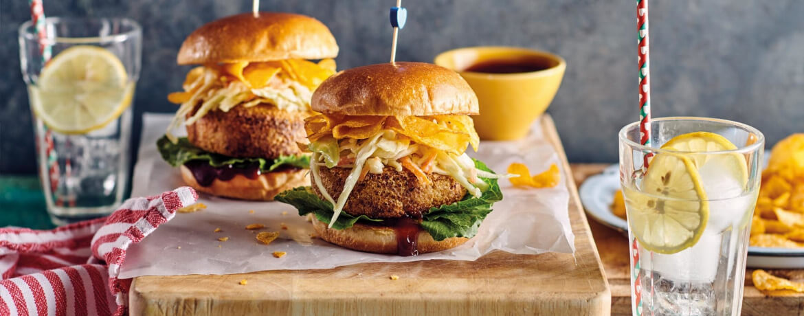 Veganer Quinoa-Burger mit Coleslaw und Kartoffelchips für 4 Personen von lidl-kochen.de