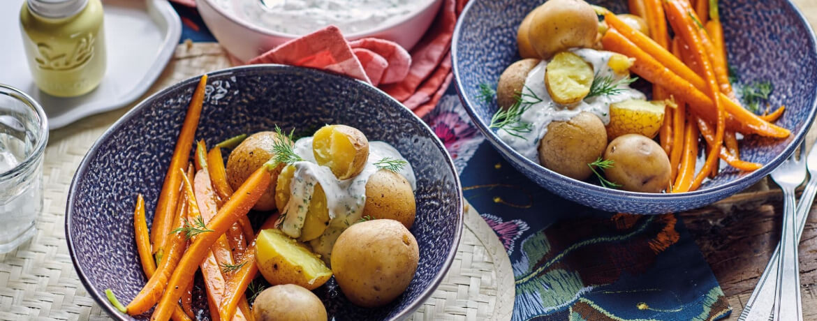 Pellkartoffeln mit veganer Kräutercreme und glasierte Karotten für 4 Personen von lidl-kochen.de