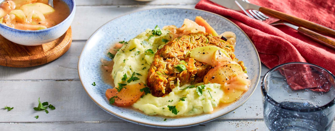 Gemüsehackbraten mit Kartoffelpüree und geschmorten Äpfeln und Zwiebeln für 4 Personen von lidl-kochen.de