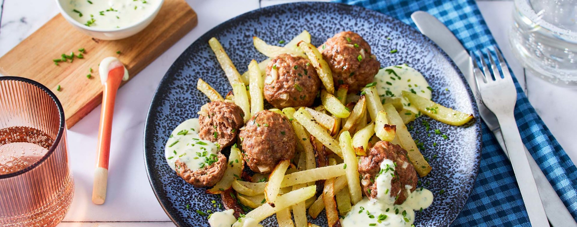 Hackbällchen mit Kohlrabipommes und Senfdip für 4 Personen von lidl-kochen.de