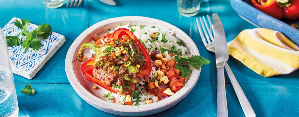 Gefüllte Paprika an orientalischem Reis mit Apfel-Tomaten-Chutney für 4 Personen von lidl-kochen.de