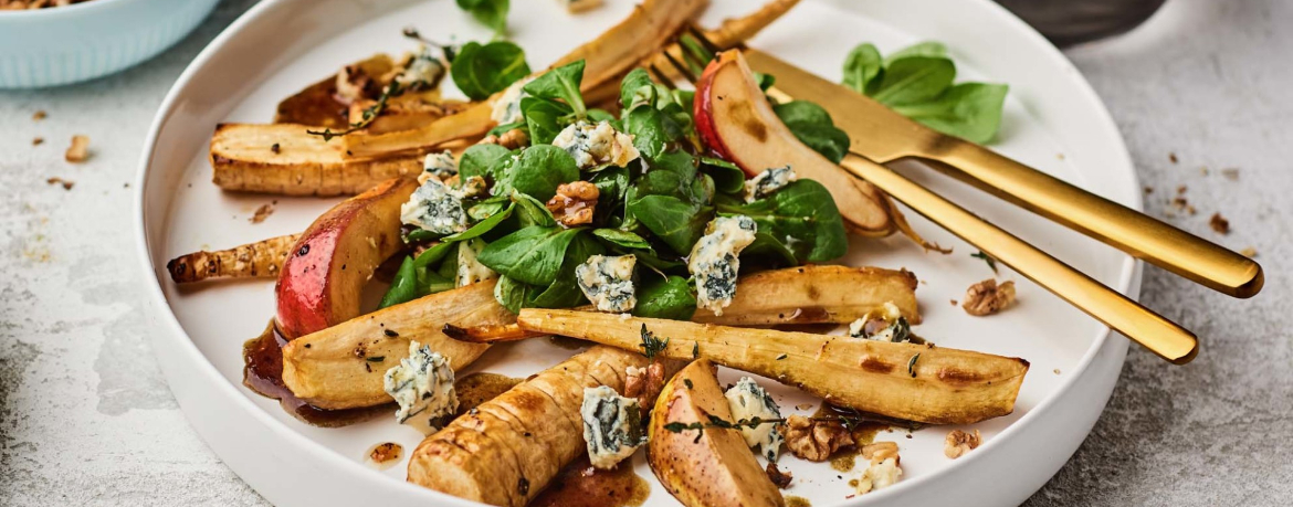 Wintersalat mit gebackener Pastinake und Kürbiskernöl-Vinaigrette für 4 Personen von lidl-kochen.de