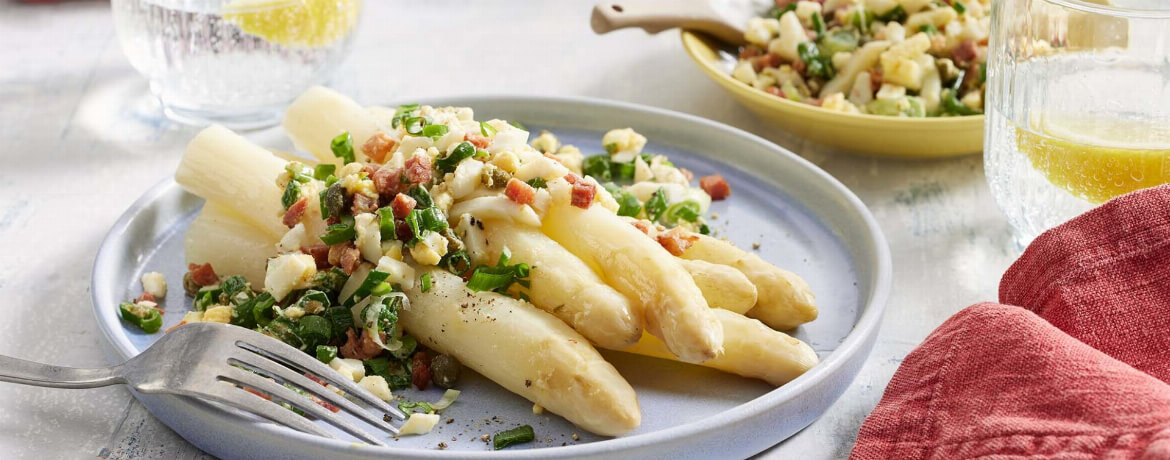 Spargel mit Schinken-Ei-Stippe für 4 Personen von lidl-kochen.de
