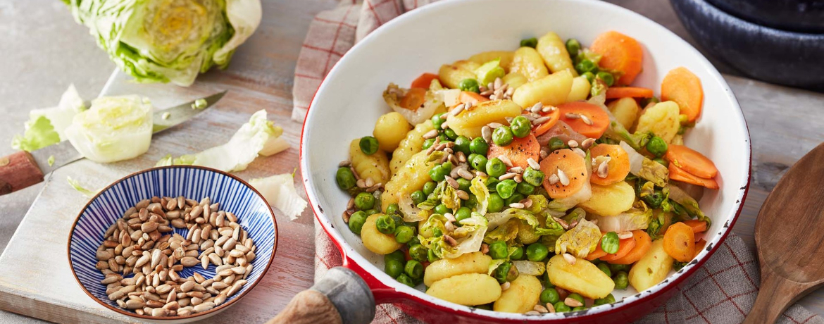 Gnocchi auf buntem Frühlingsgemüse für 4 Personen von lidl-kochen.de