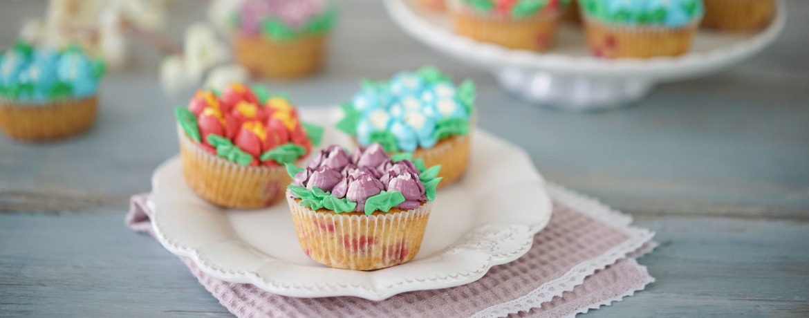 Blumenstrauß Muffins für 12 Personen von lidl-kochen.de