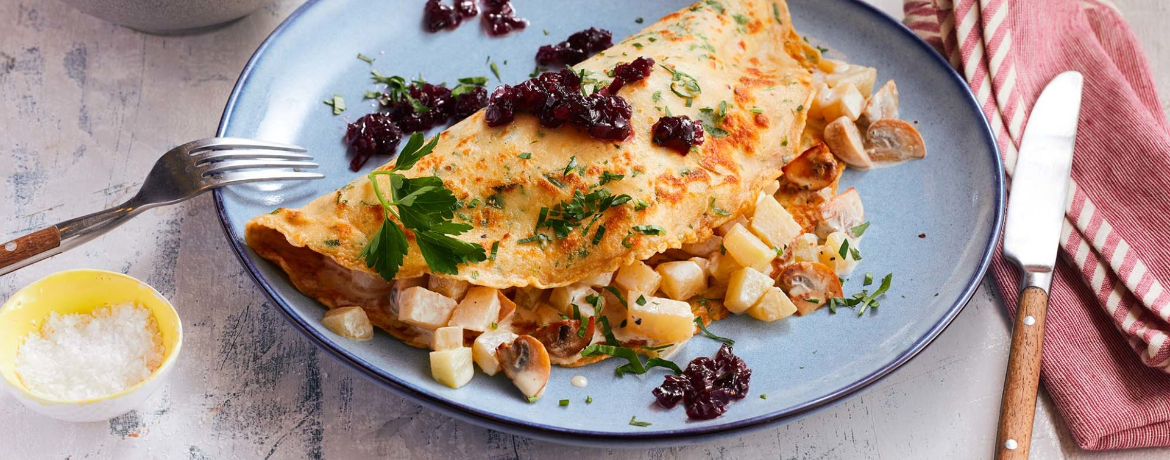 Crespelle mit cremiger Gemüsefüllung und Zwiebel-Cranberry-Konfitüre für 4 Personen von lidl-kochen.de