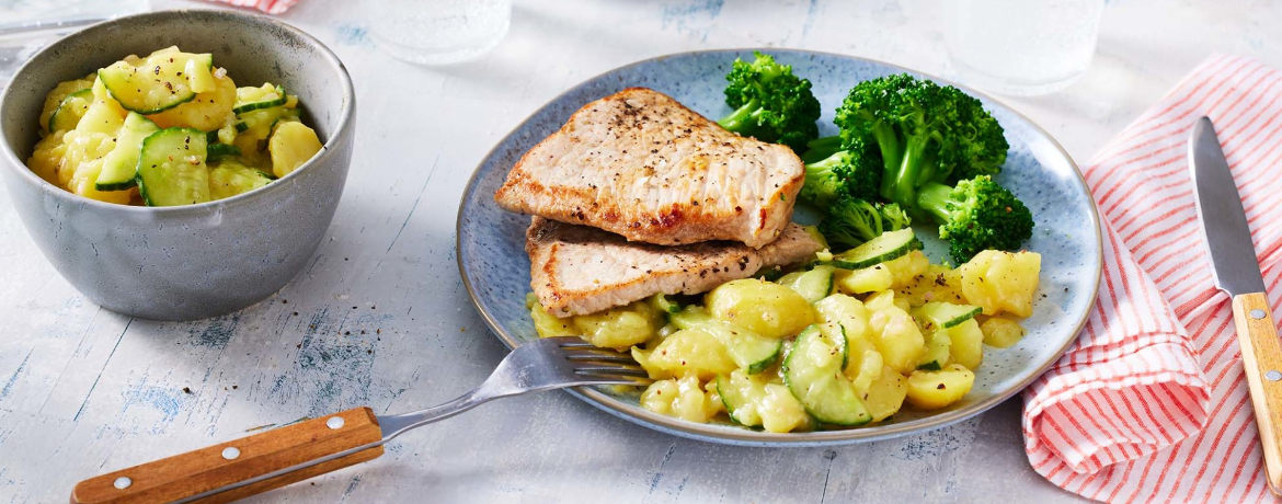 Schnitzelchen mit Kartoffelsalat und Brokkoli für 4 Personen von lidl-kochen.de