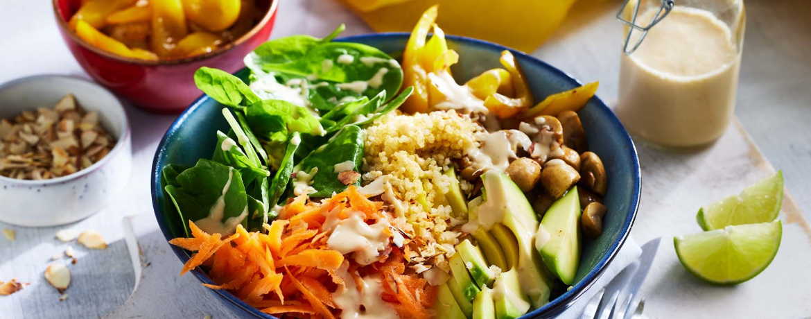 Buddha Bowl mit Quinoa, Avocado und Erdnussdressing für 4 Personen von lidl-kochen.de