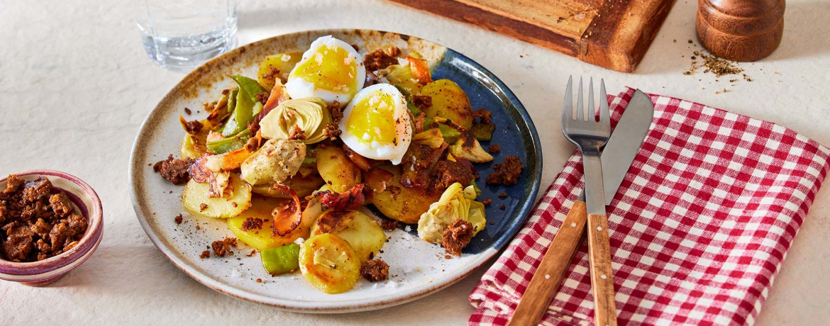 Kartoffel-Schinken-Pfanne mit Bohnen, Ei und Pumpernickel für 4 Personen von lidl-kochen.de