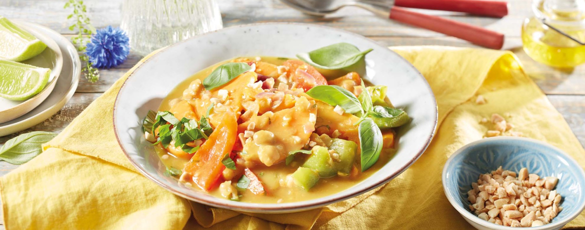 Süßkartoffel-Kichererbsen-Curry mit Erdnüssen für 4 Personen von lidl-kochen.de