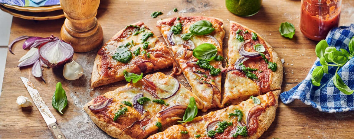 Pizza Margherita mit Rucolapesto für 4 Personen von lidl-kochen.de