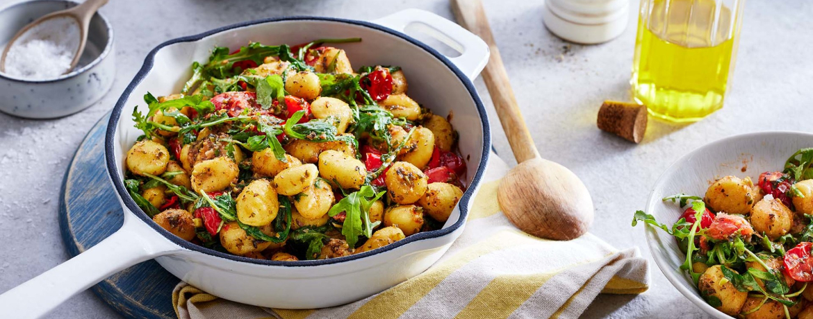 Cashew-Gnocchi mit Tomaten und Rucola für 4 Personen von lidl-kochen.de