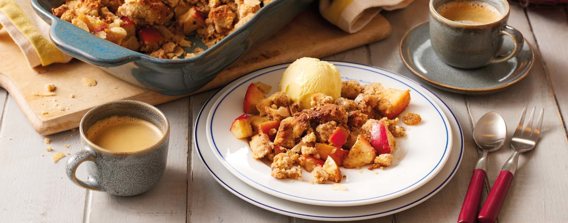 Lebkuchen-Bratapfel-Crumble mit Vemondo Vanilleeis für 4 Personen von lidl-kochen.de