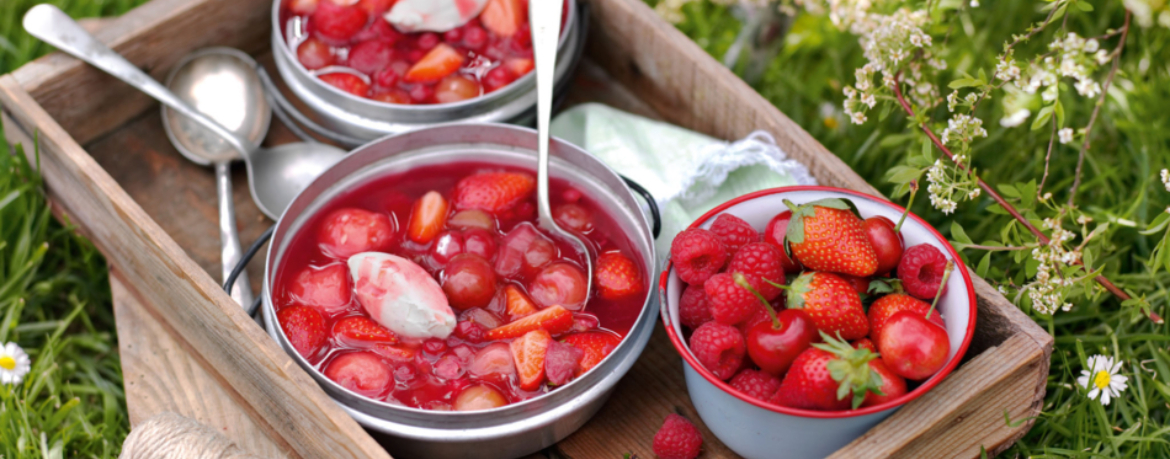 Frucht-Kaltschale mit Vanillenocken für 4 Personen von lidl-kochen.de